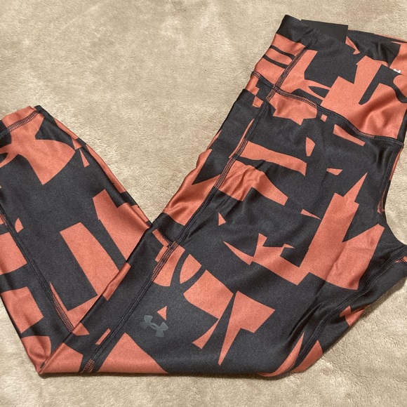UA Heat Gear Logo High Rise Ankle Legging - Picture 5 of 12